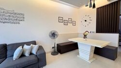 Watercolours (D18), Condominium #557704131
